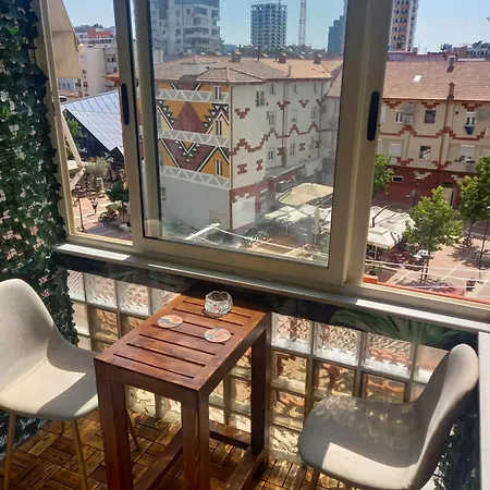 Perfect Location Lejlighed *