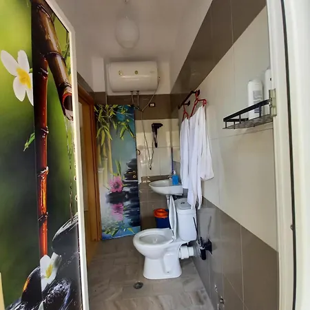 Perfect Location شقة